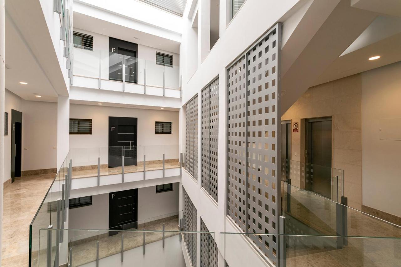 Ferienwohnung Del Parque Flats Teatro Plaza Premium Málaga Exterior foto