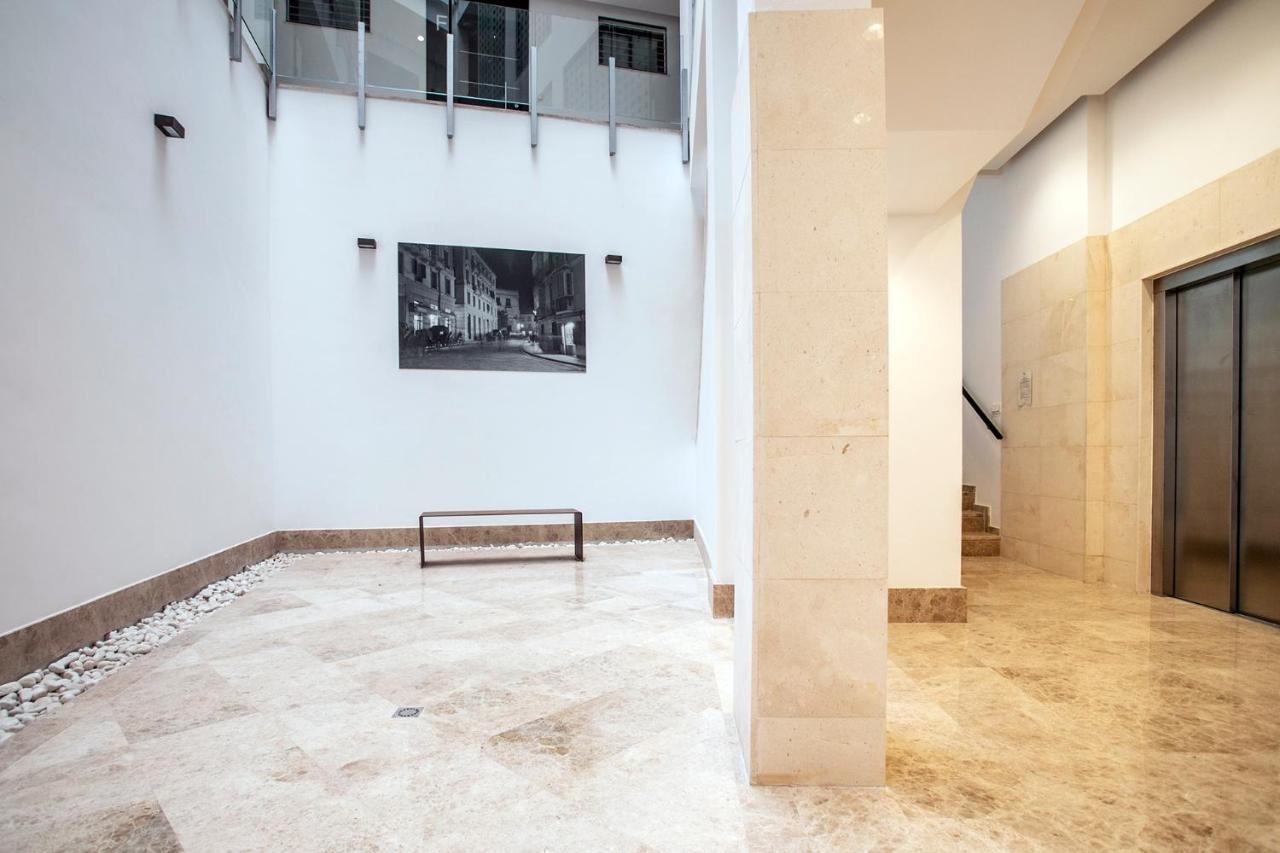 Ferienwohnung Del Parque Flats Teatro Plaza Premium Málaga Exterior foto