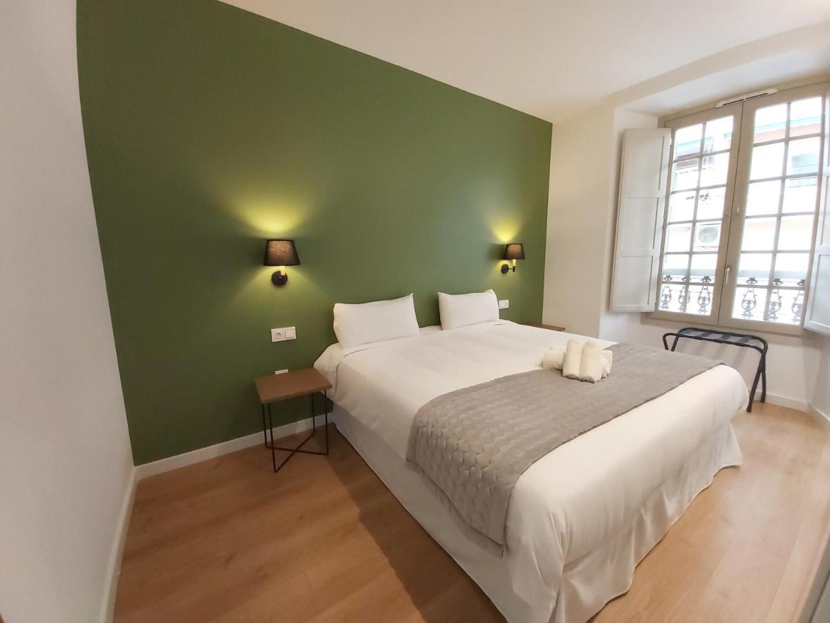 Ferienwohnung Del Parque Flats Teatro Plaza Premium Málaga Exterior foto